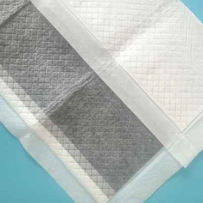 Conveniente 5 Ply Core Disposable Pet Pee Pad con strato di carbone di bambù attivo