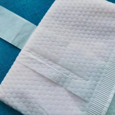 Pad di maternità usa e getta per l' ospedale
