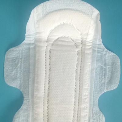 Pad sanitari monouso impermeabili per donne Disegno personalizzato e elevato assorbimento