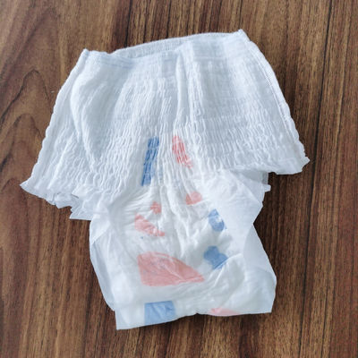 Campioni gratuiti Cute pantaloncini sanitari per le donne vantaggio superficie secca e respirabile
