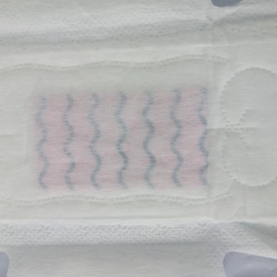 Pad sanitari ultra sottili usa e getta per donne personalizzati e comodi