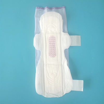 Pad sanitari soffici e traspiranti con lunghezza di 270 mm e ottimo assorbimento dell'acqua
