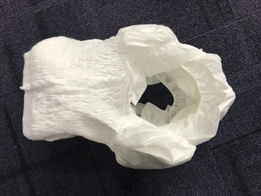 Fornisce pantaloncini da pannolino per adulti anziani usa e getta ad alta assorbente per servizi OEM ODM