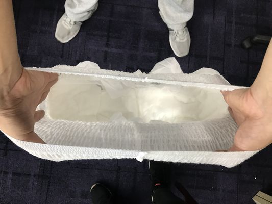 Fornisce pantaloncini da pannolino per adulti anziani usa e getta ad alta assorbente per servizi OEM ODM
