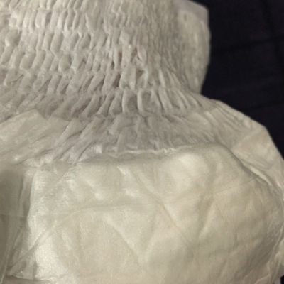 Pantaloni per adulti morbidi e traspiranti con buon assorbimento pannolini per adulti di polpa di pelliccia di tessuto semplice